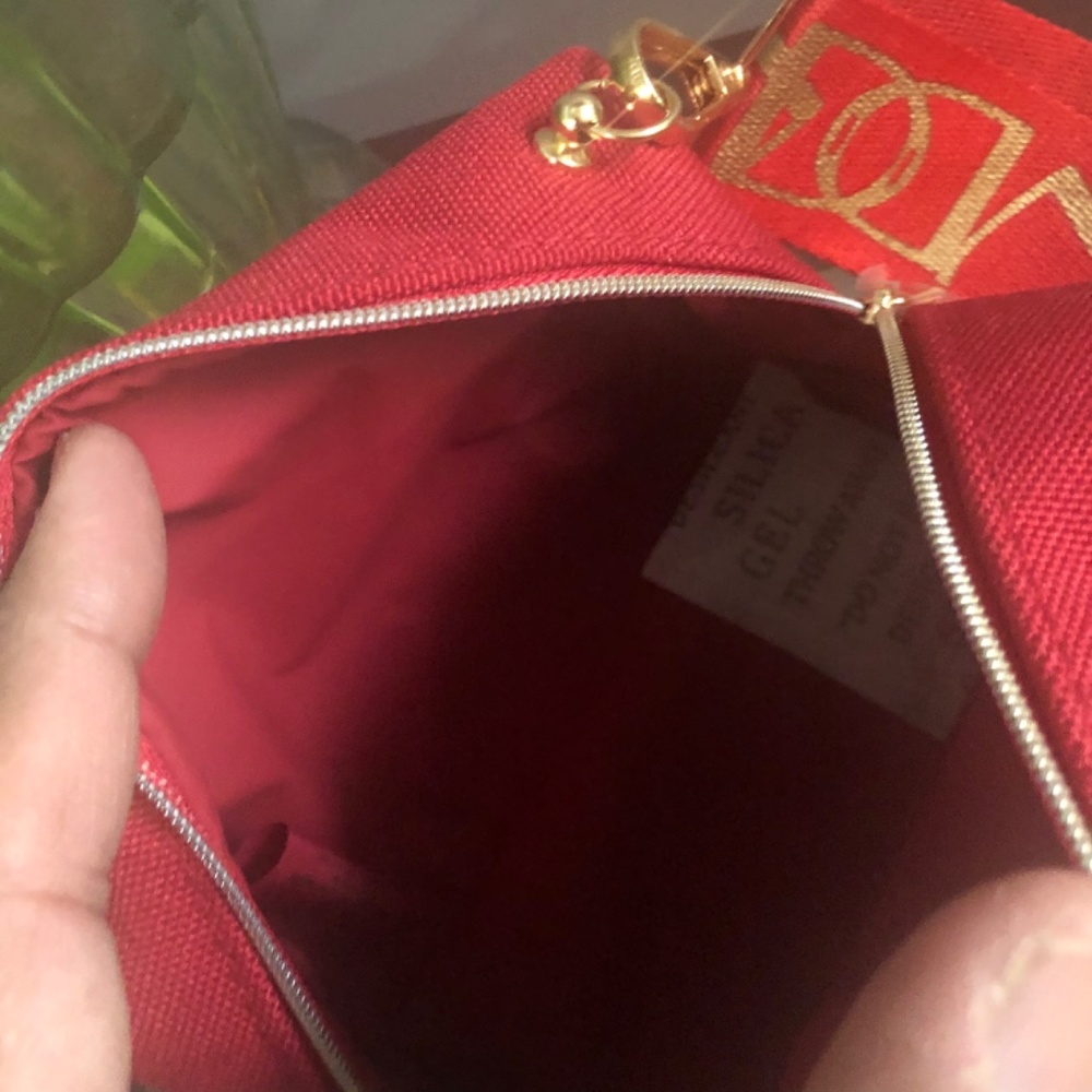 - DIOR BEAUTE - Picture 16 of 16